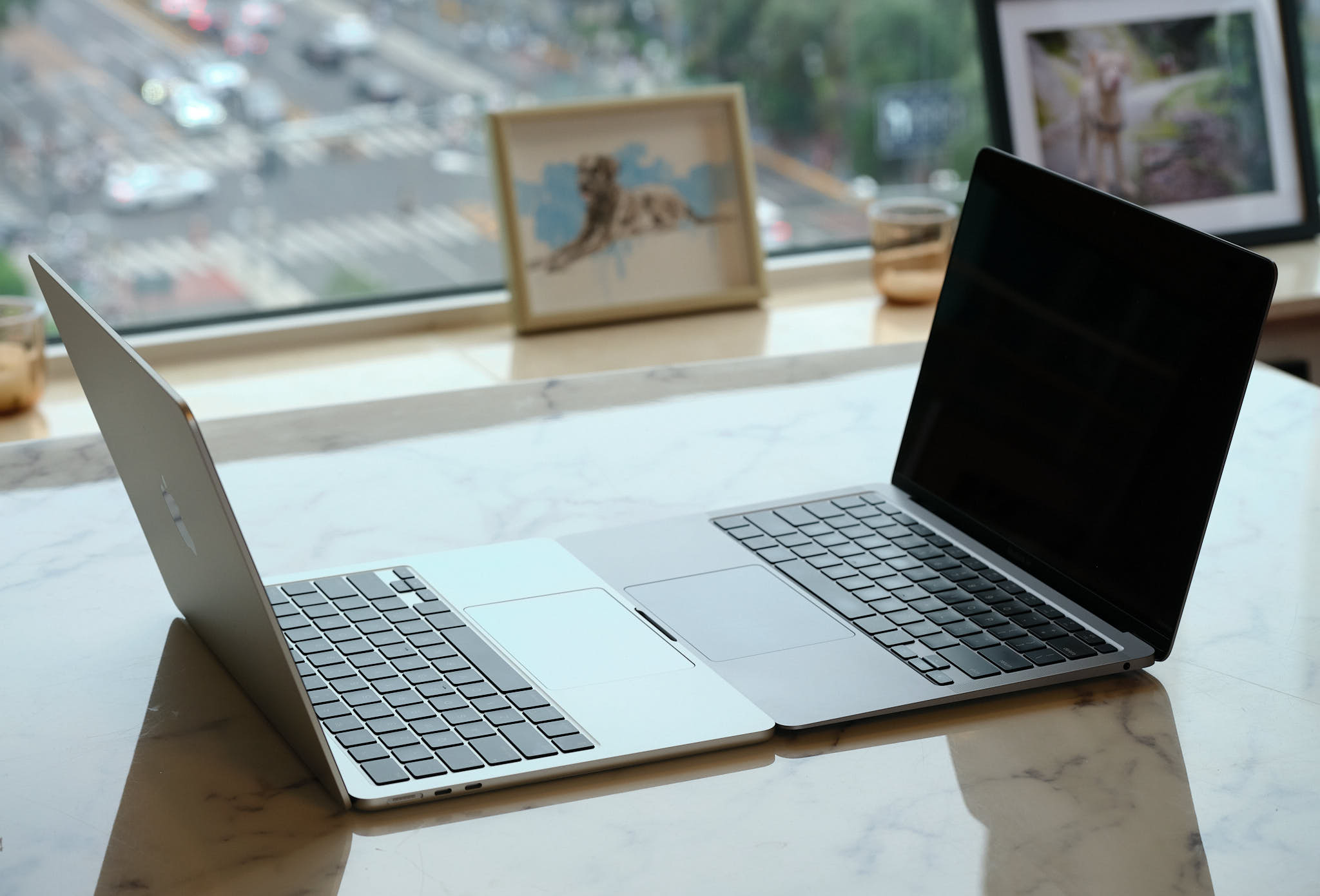 MacBook Air with M2 Review: Modern Design + Modern Performance