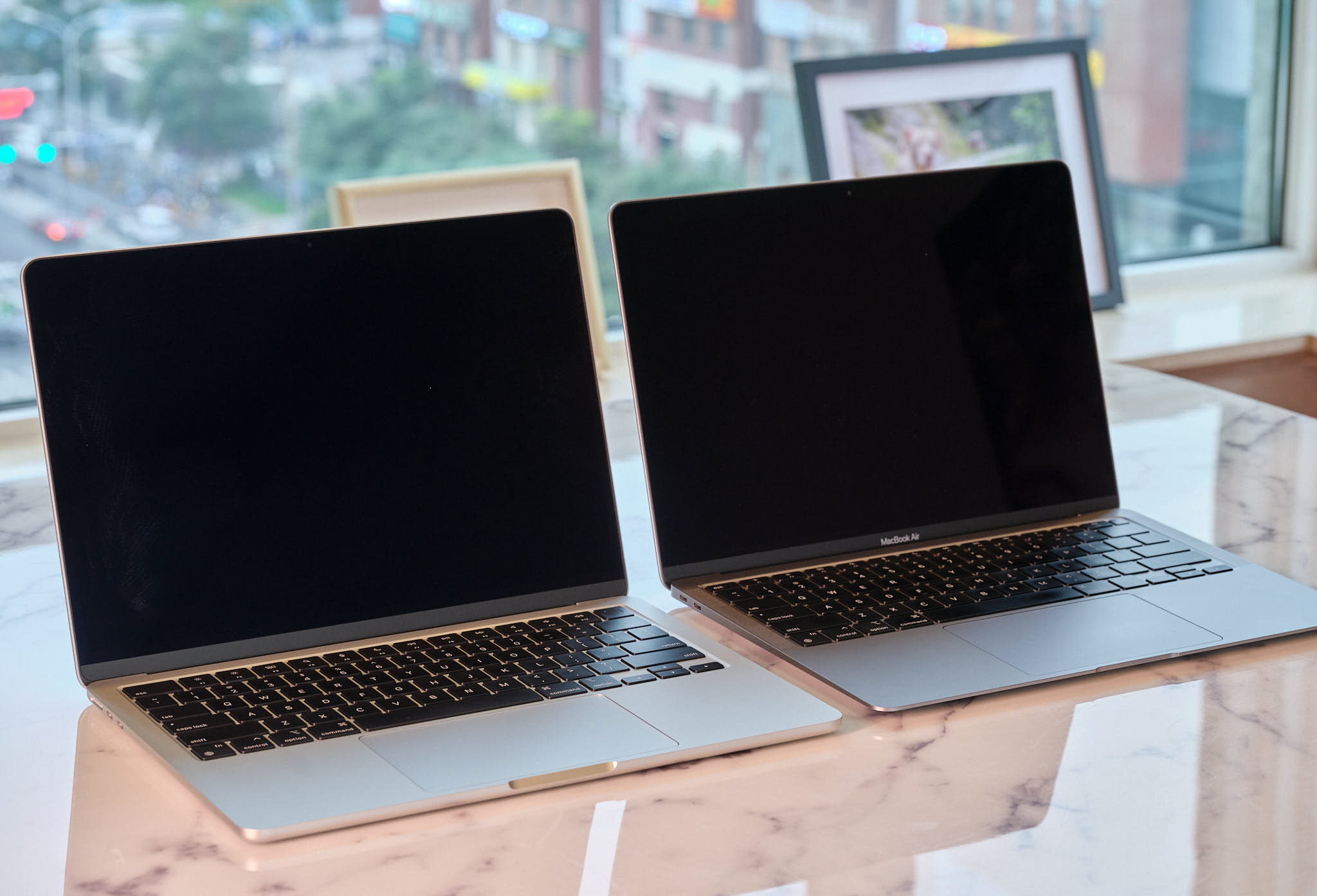 MacBook Air M2 Review: Better Camera and Bigger Screen Outshine a