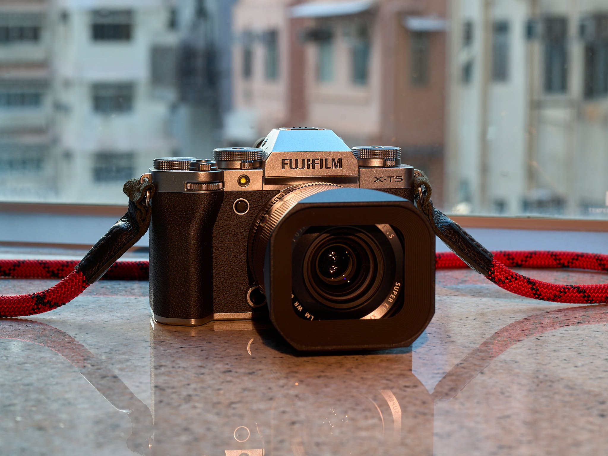 Fujifilm X-T5 Silver Front