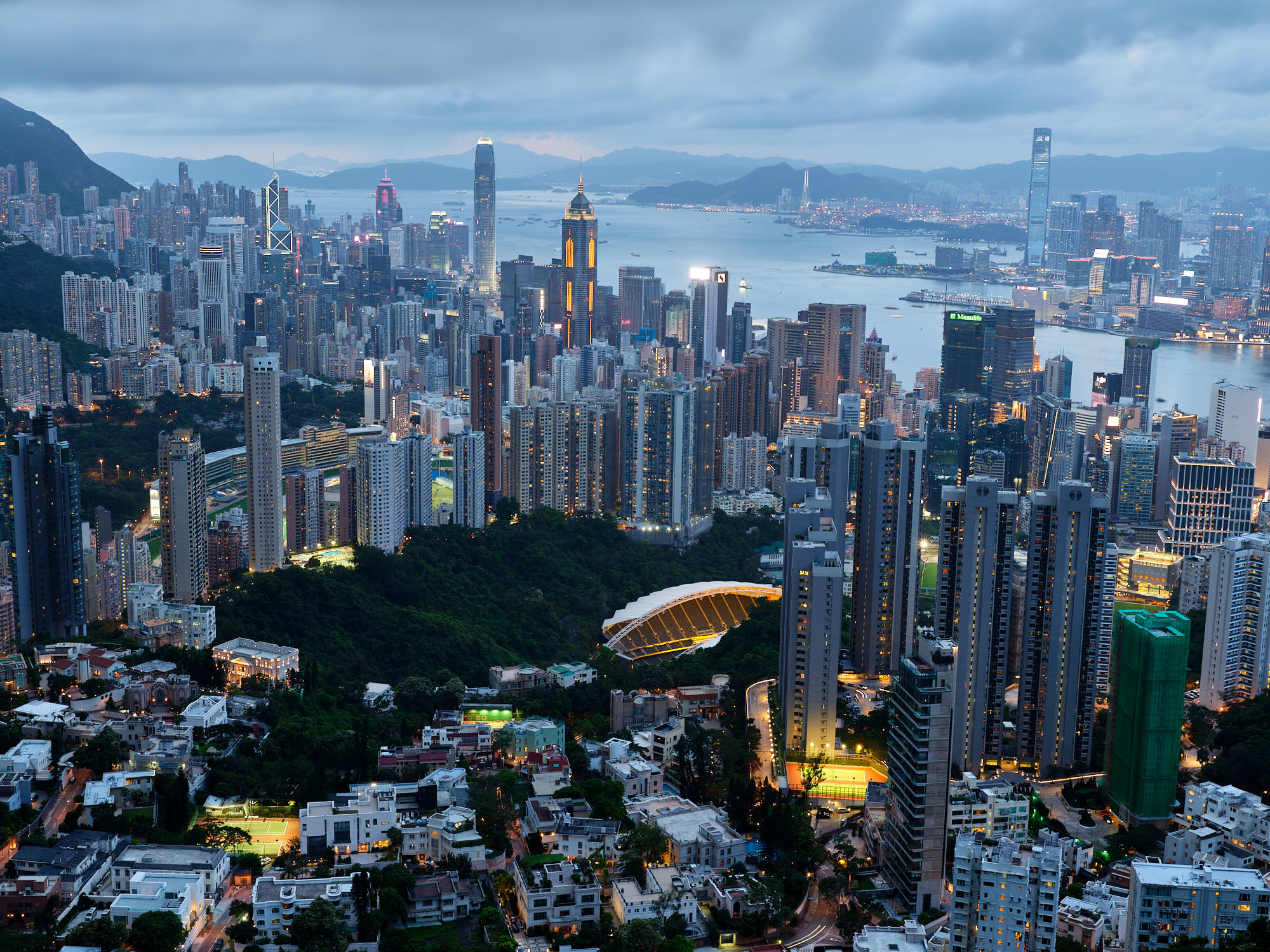 Jardine’s Lookout, Hong Kong - fcracer.com