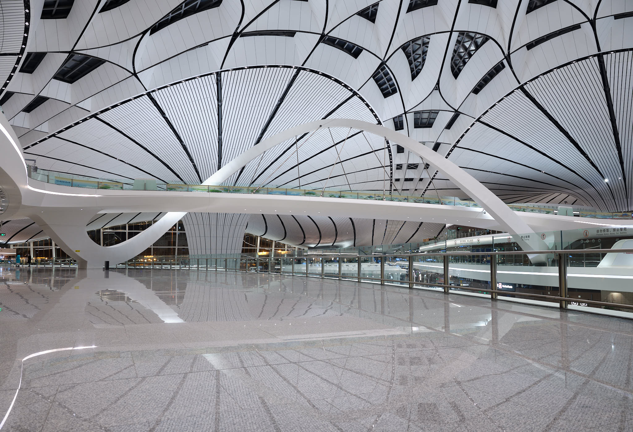 Louis Vuitton's spectacular new store at Beijing Daxing International  Airport 