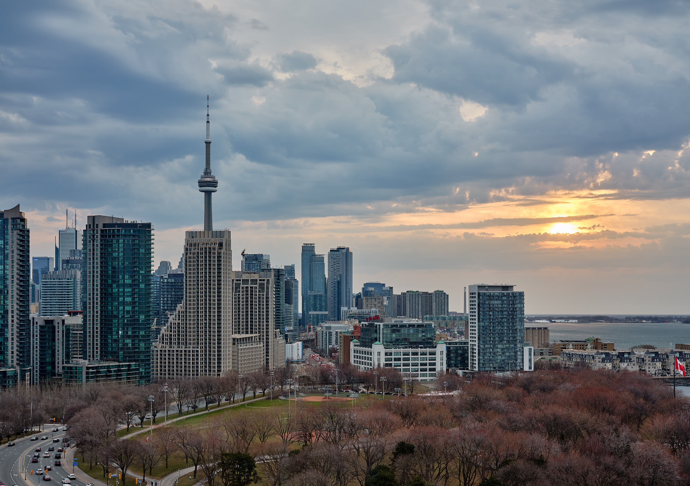 sunrise-in-toronto-fcracer