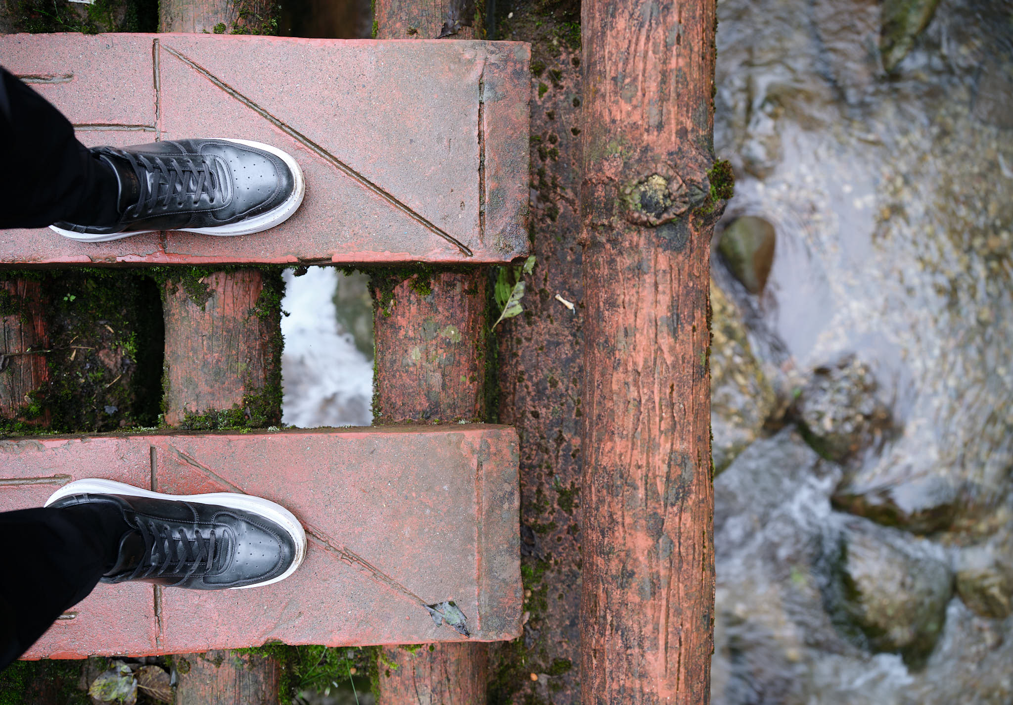 Louis Vuitton shoes hiking over Qingcheng Mountain